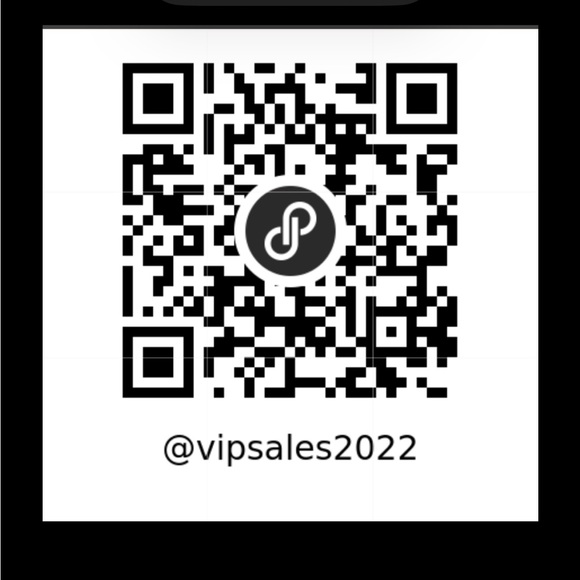 Twist Knot V-Neck Crop Top - Picture 11 of 12